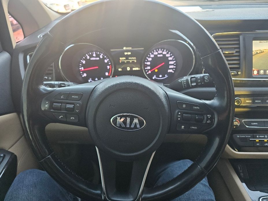 Kia Canival 2019