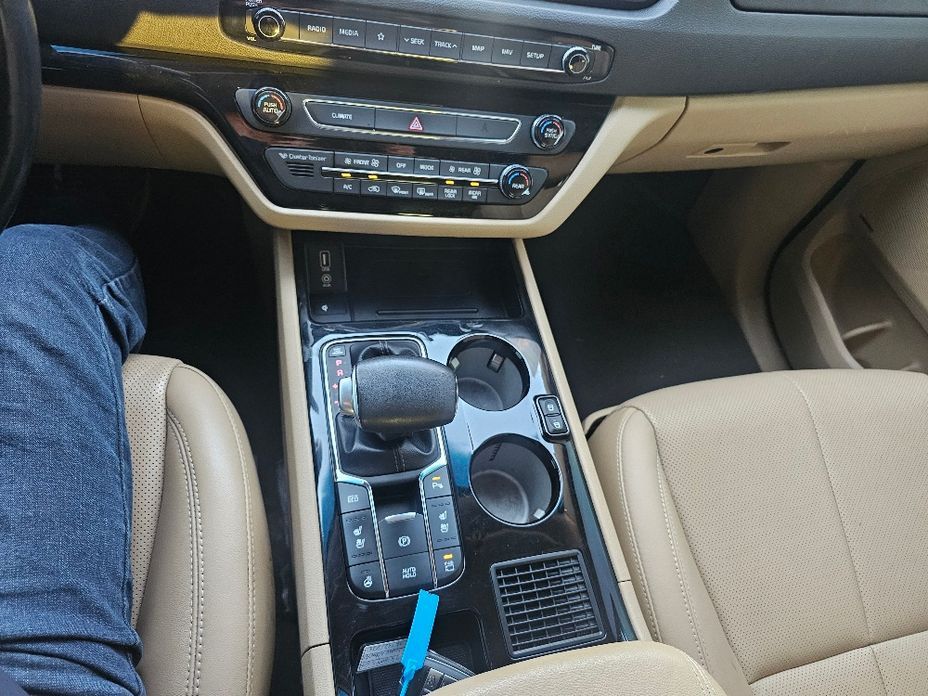 Kia Canival 2019