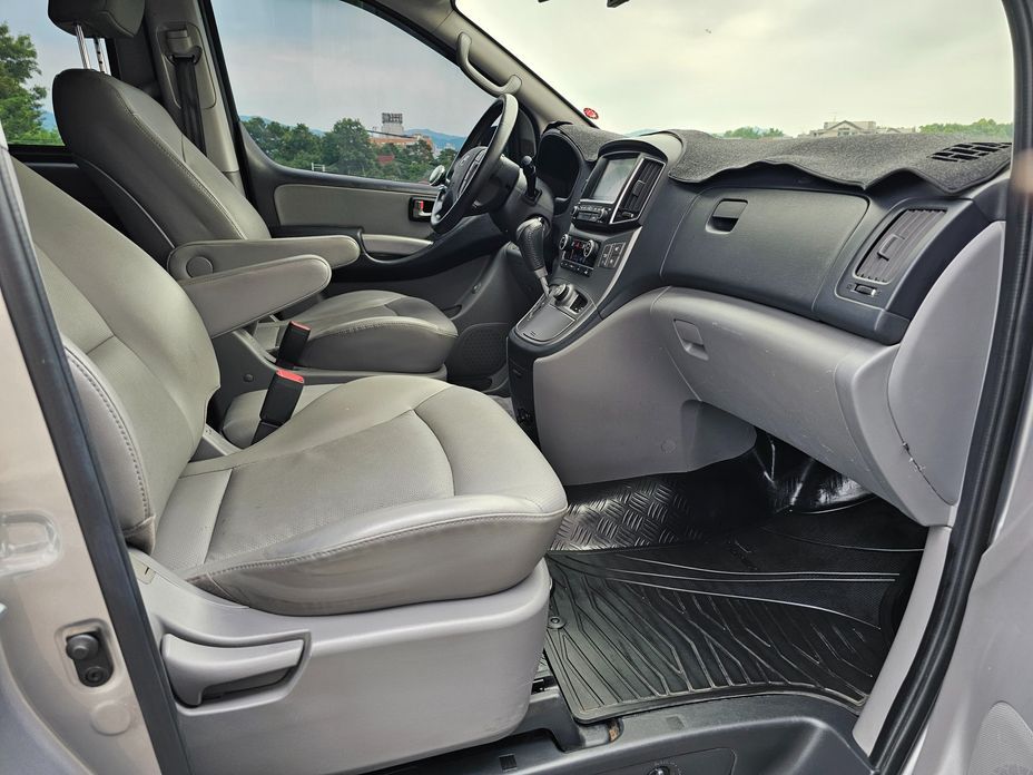 Hyundai Starex 2019