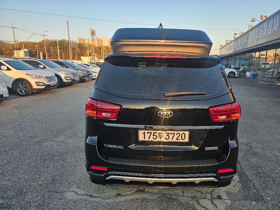 Kia Canival 2019