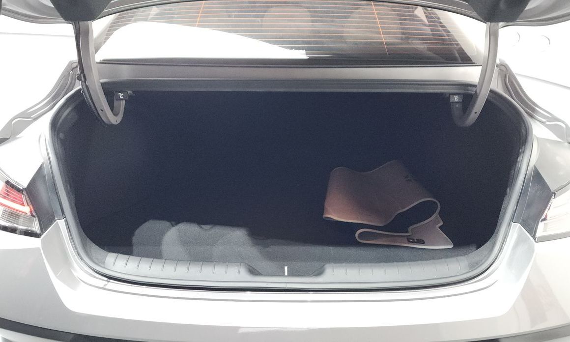 Hyundai AVANTE 2026