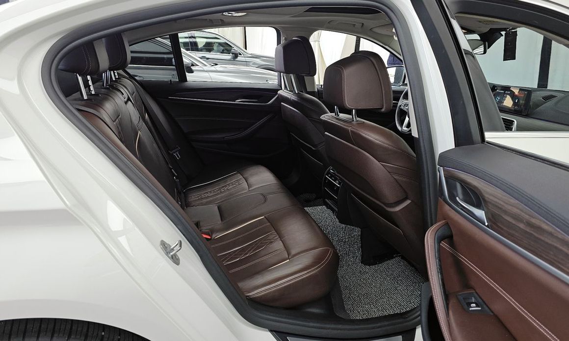 BMW 5-Series 2018