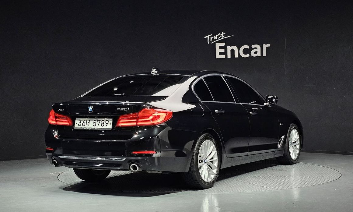 BMW 5-Series 2018