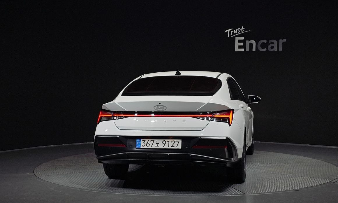 Hyundai AVANTE 2025