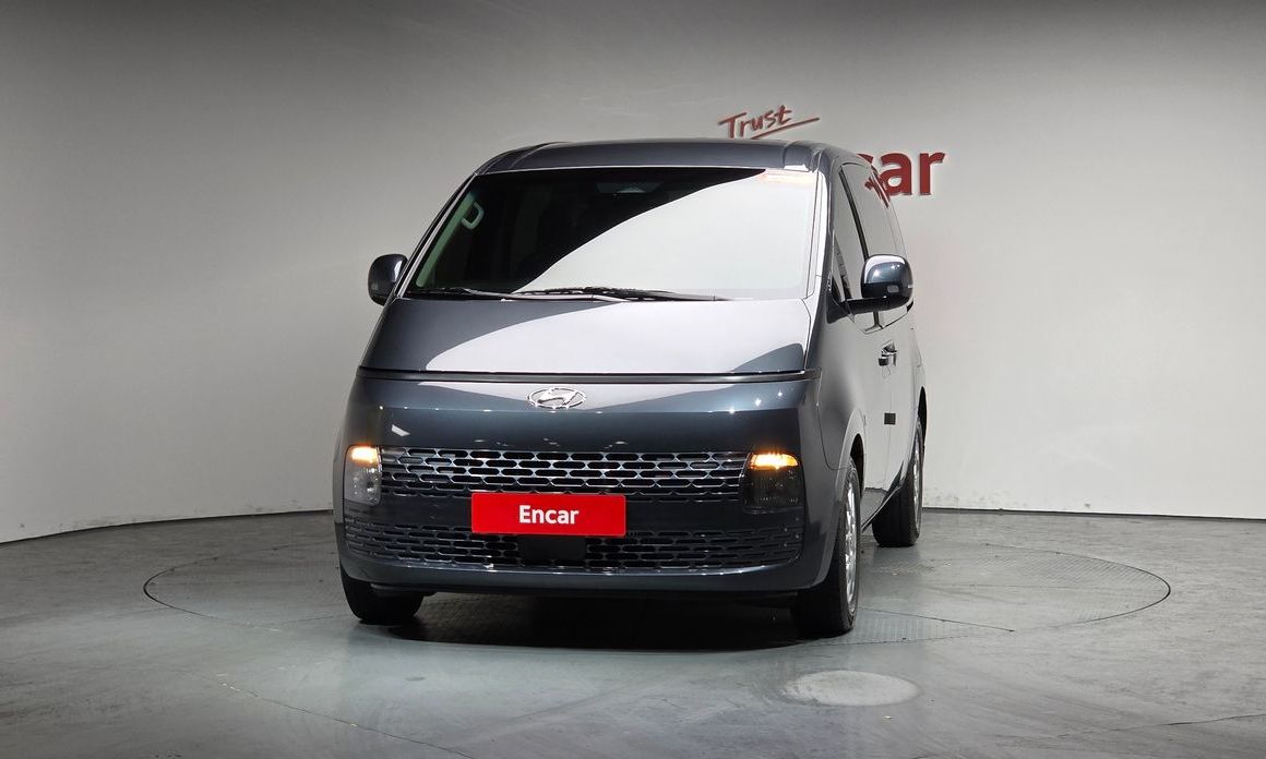Hyundai Staria 2024