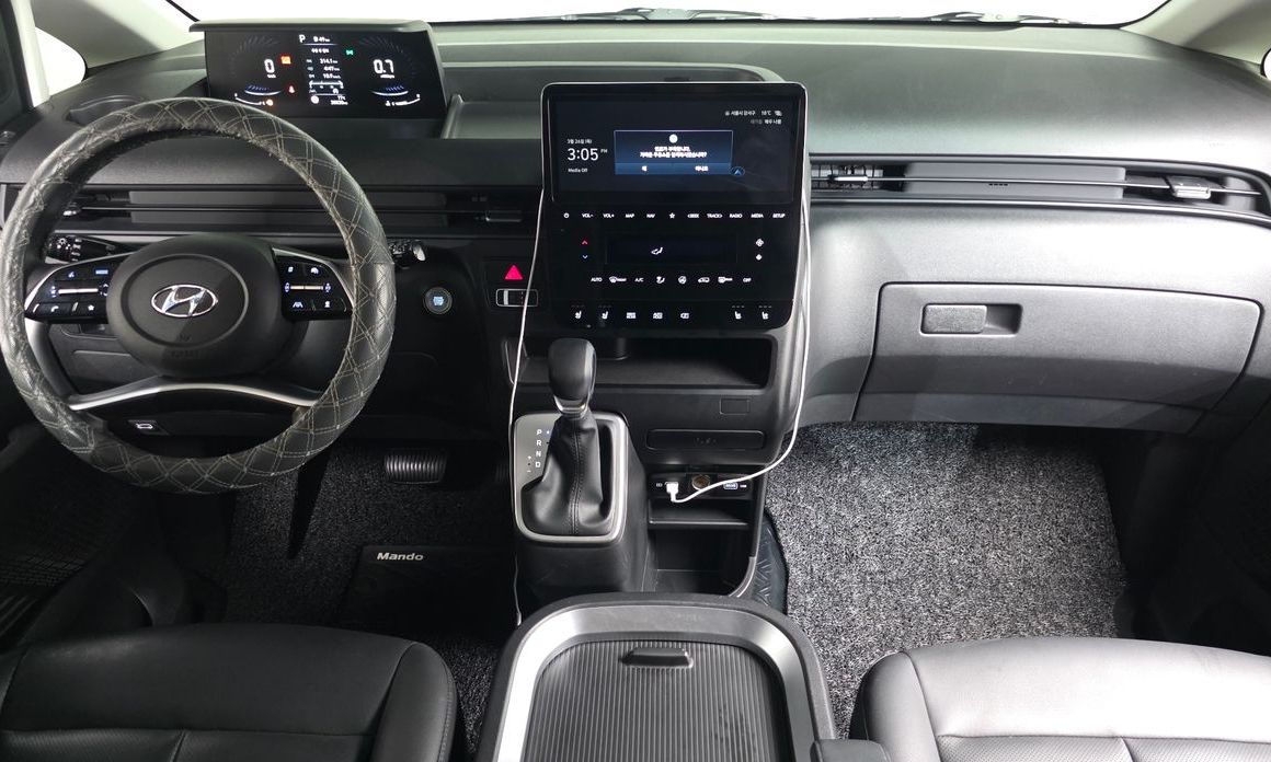Hyundai Staria 2024