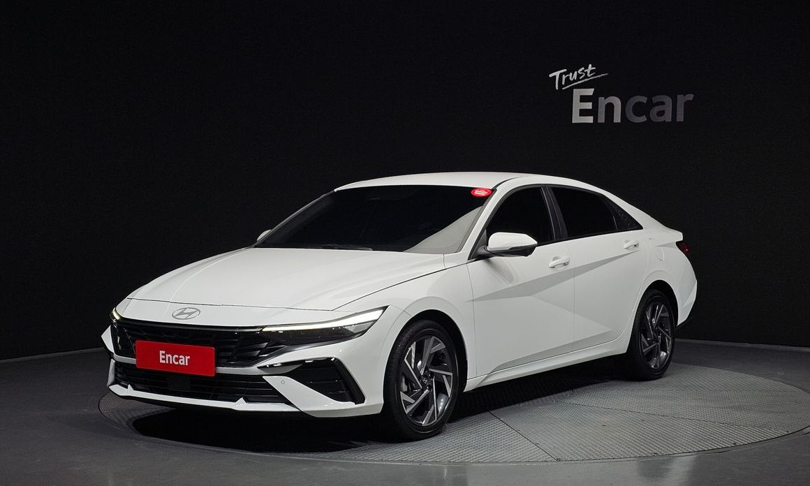 Hyundai AVANTE 2025