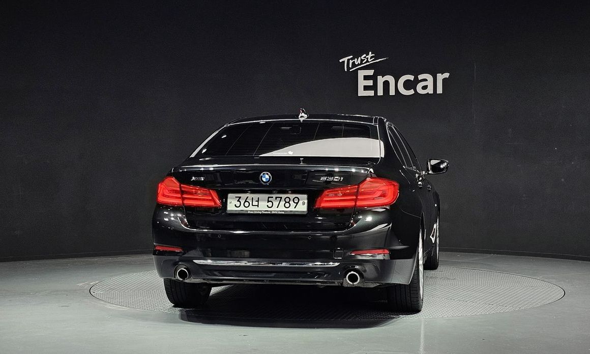 BMW 5-Series 2018