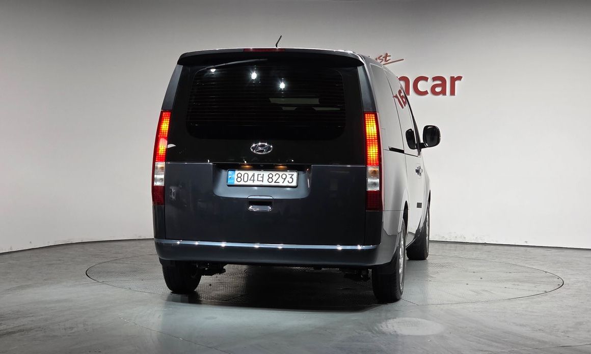 Hyundai Staria 2024
