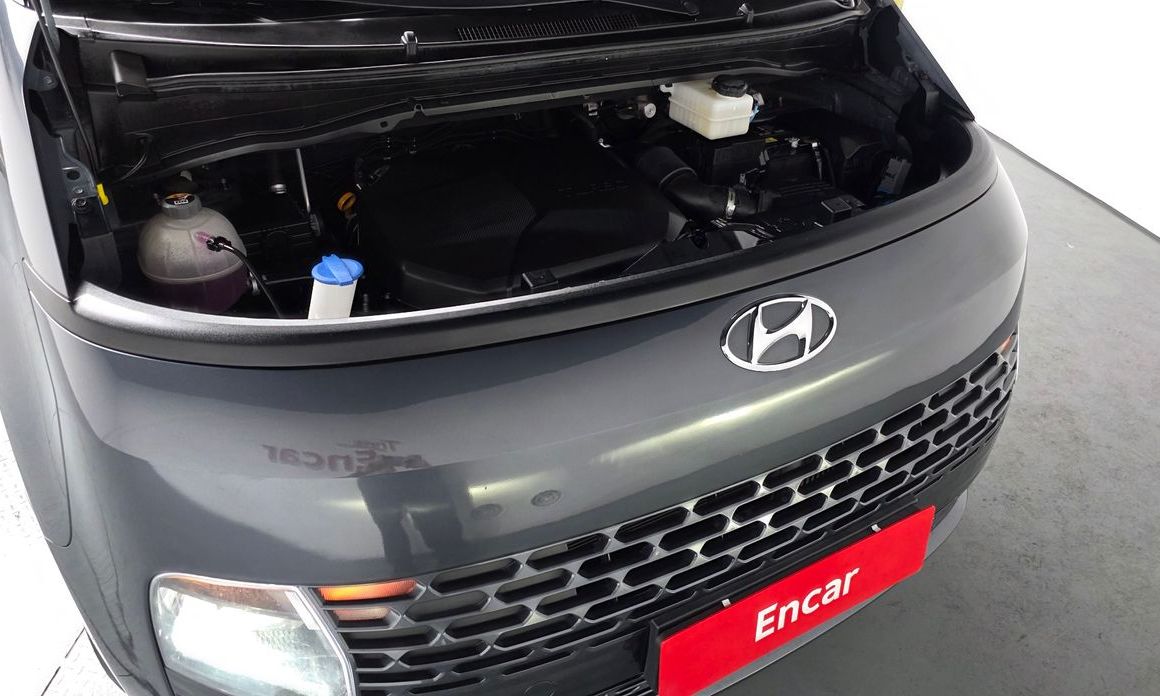 Hyundai Staria 2024