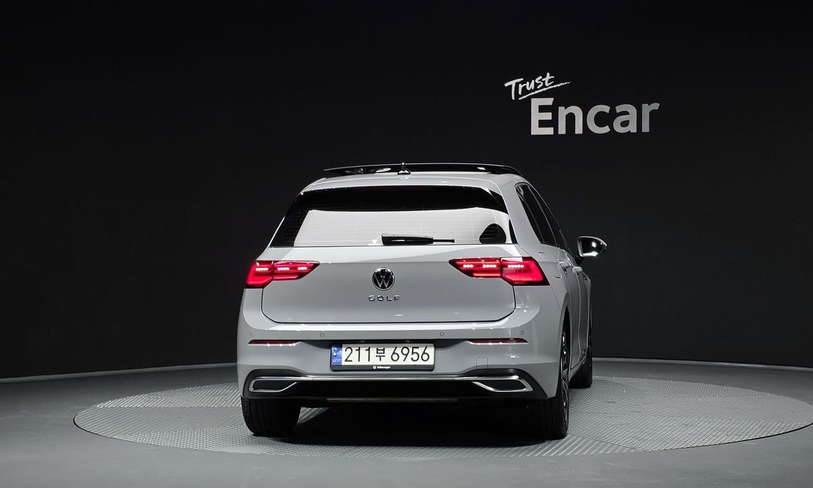 Volkswagen Golf 2024
