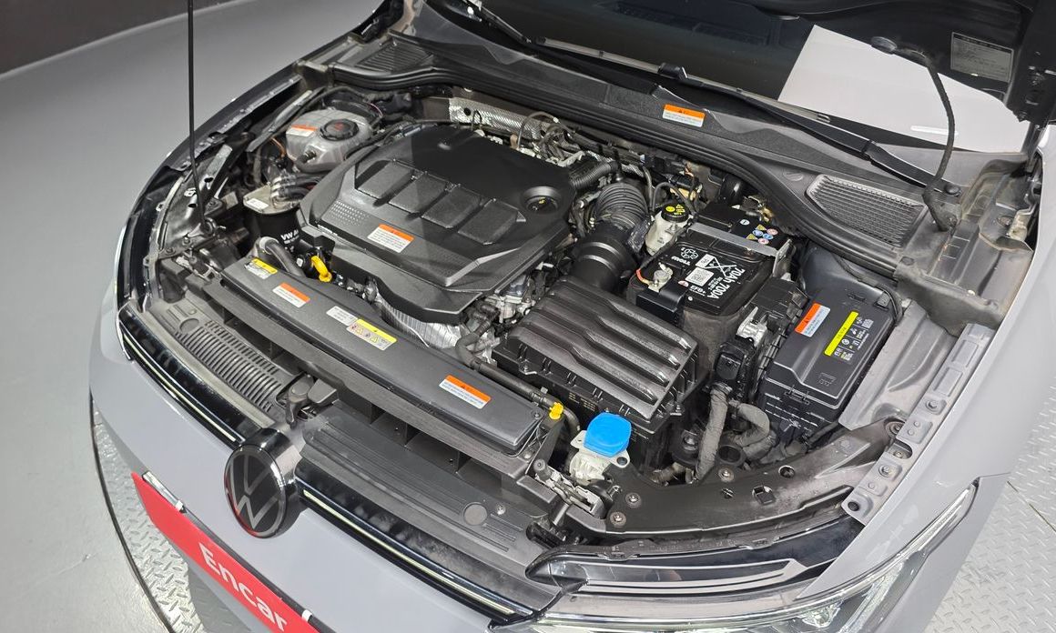Volkswagen Golf 2024