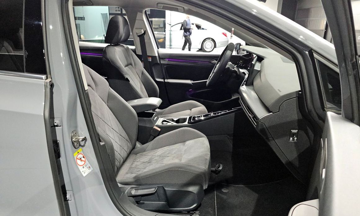 Volkswagen Golf 2024