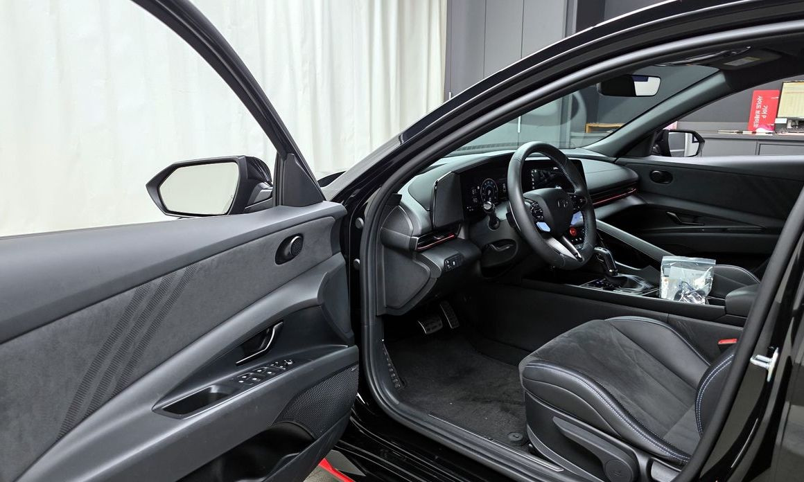 Hyundai AVANTE 2025