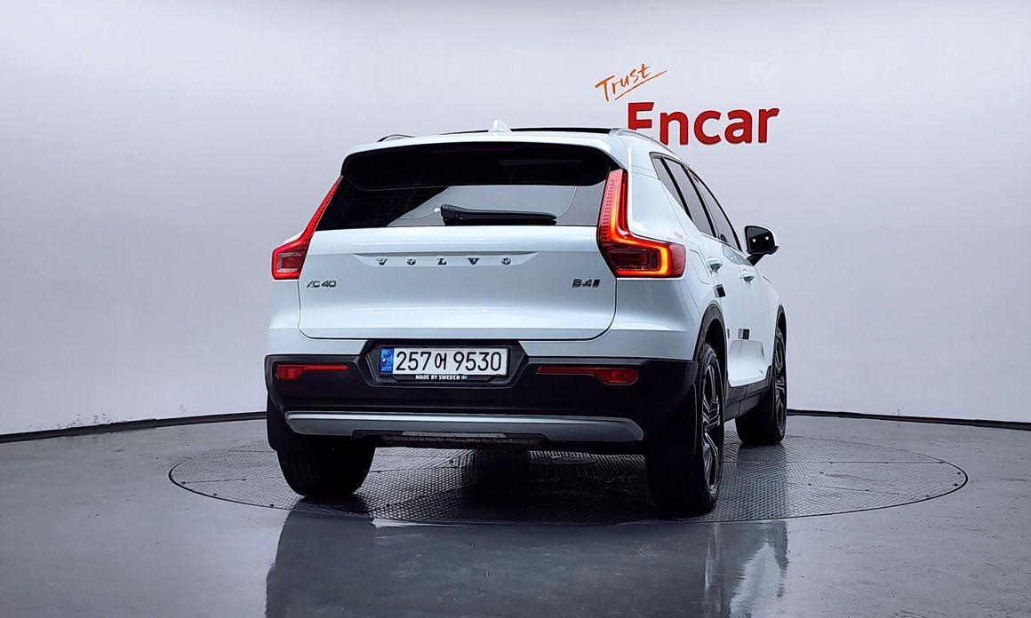 Volvo XC40 2022