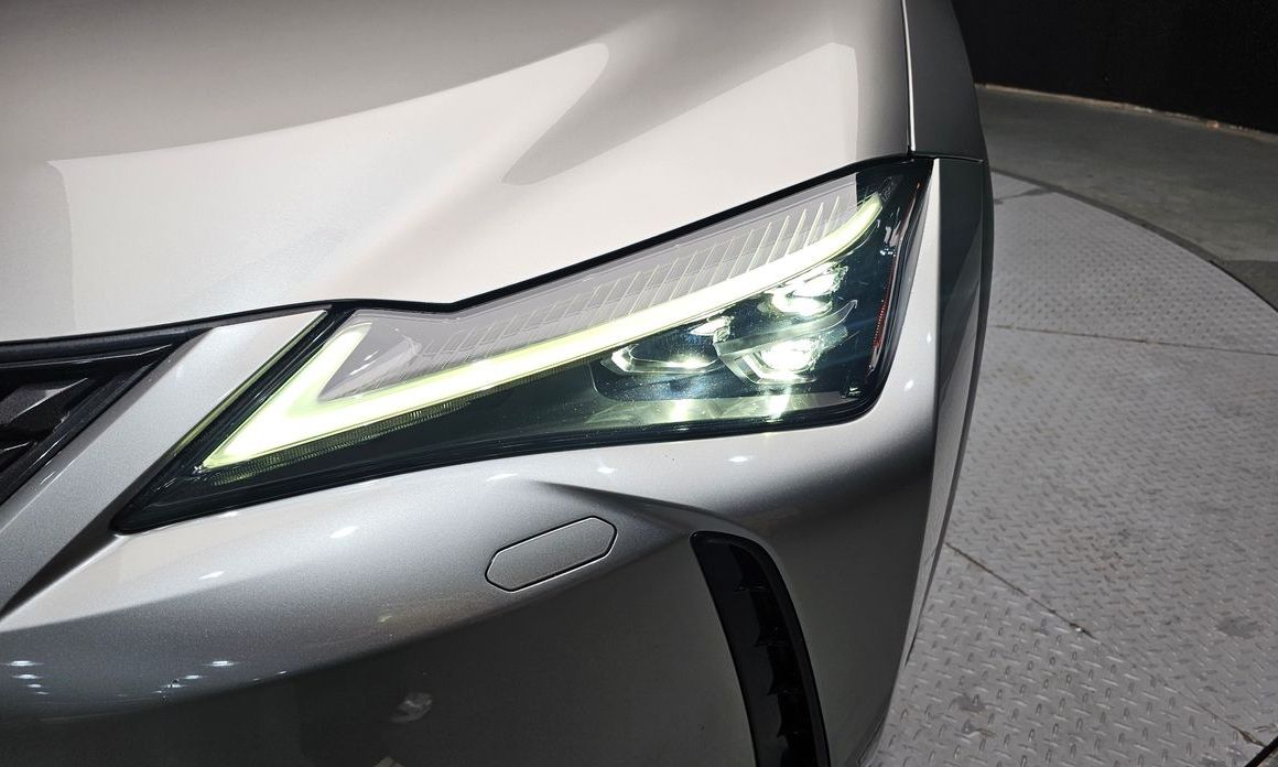 Lexus UX 2019