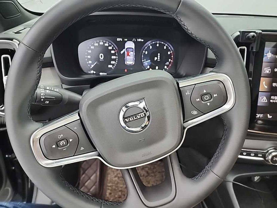 Volvo XC40 2022
