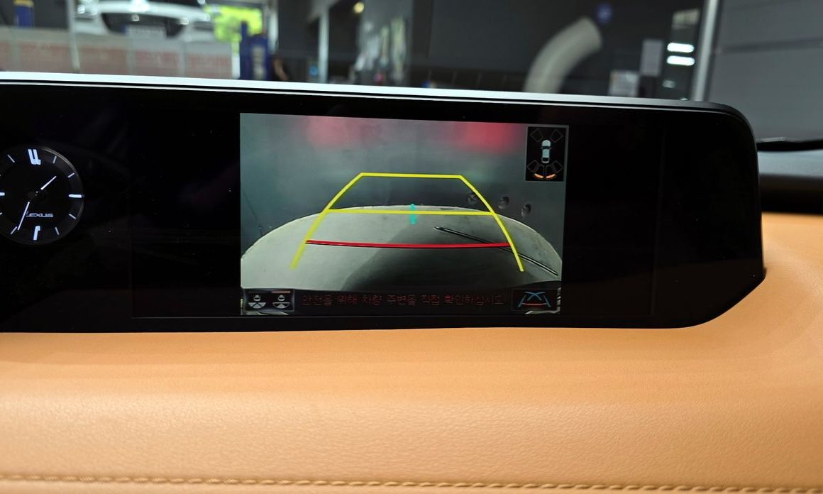 Lexus UX 2019