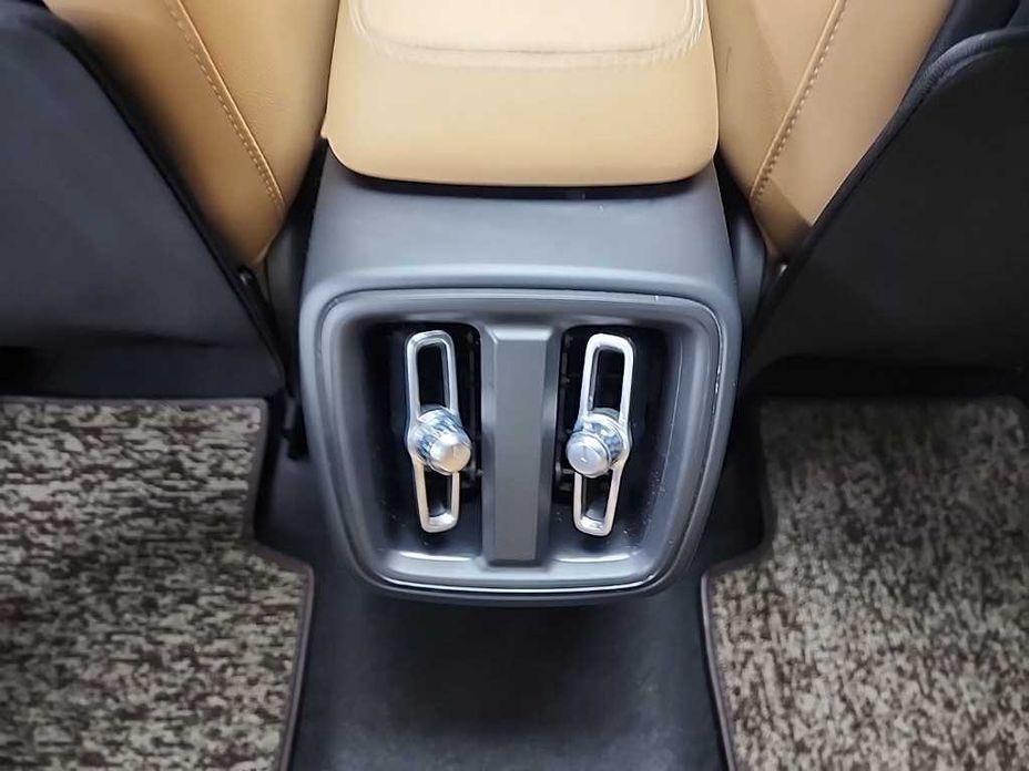 Volvo XC40 2022