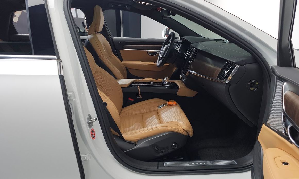 Volvo S90 2023