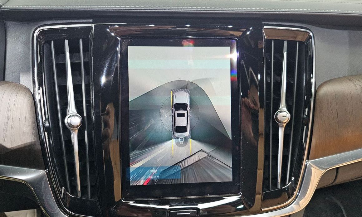 Volvo S90 2023