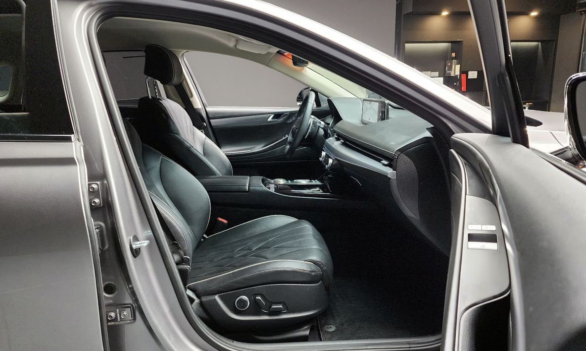 Genesis G80 2021