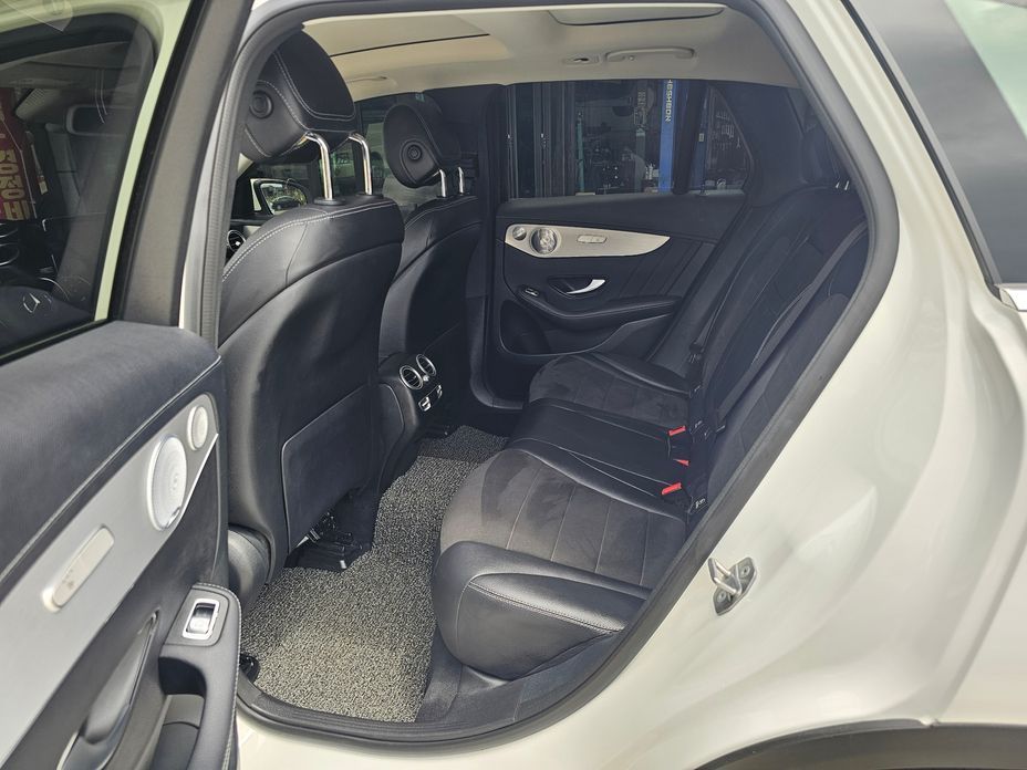 Mercedes-Benz GLC-Class 2019