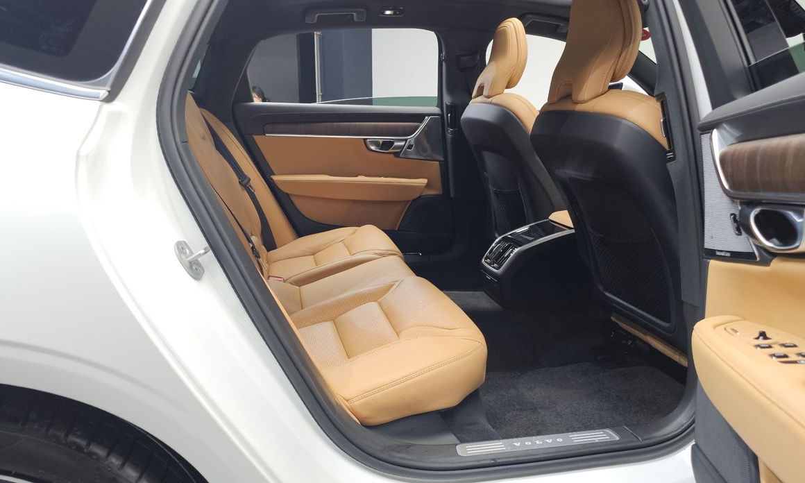 Volvo S90 2023