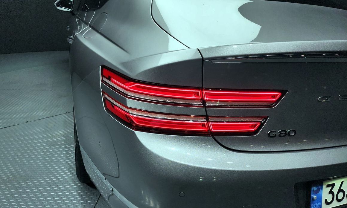 Genesis G80 2021