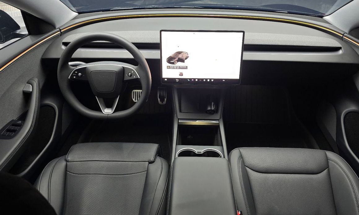 Tesla Model 3 2025