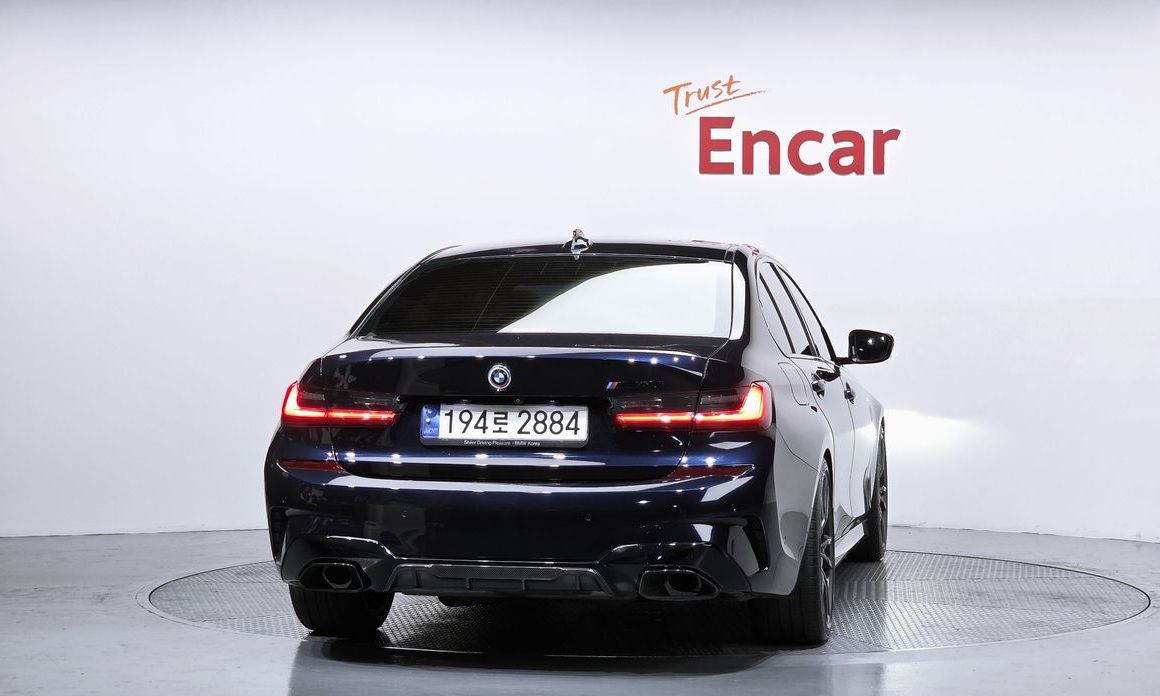 BMW 3-Series 2021