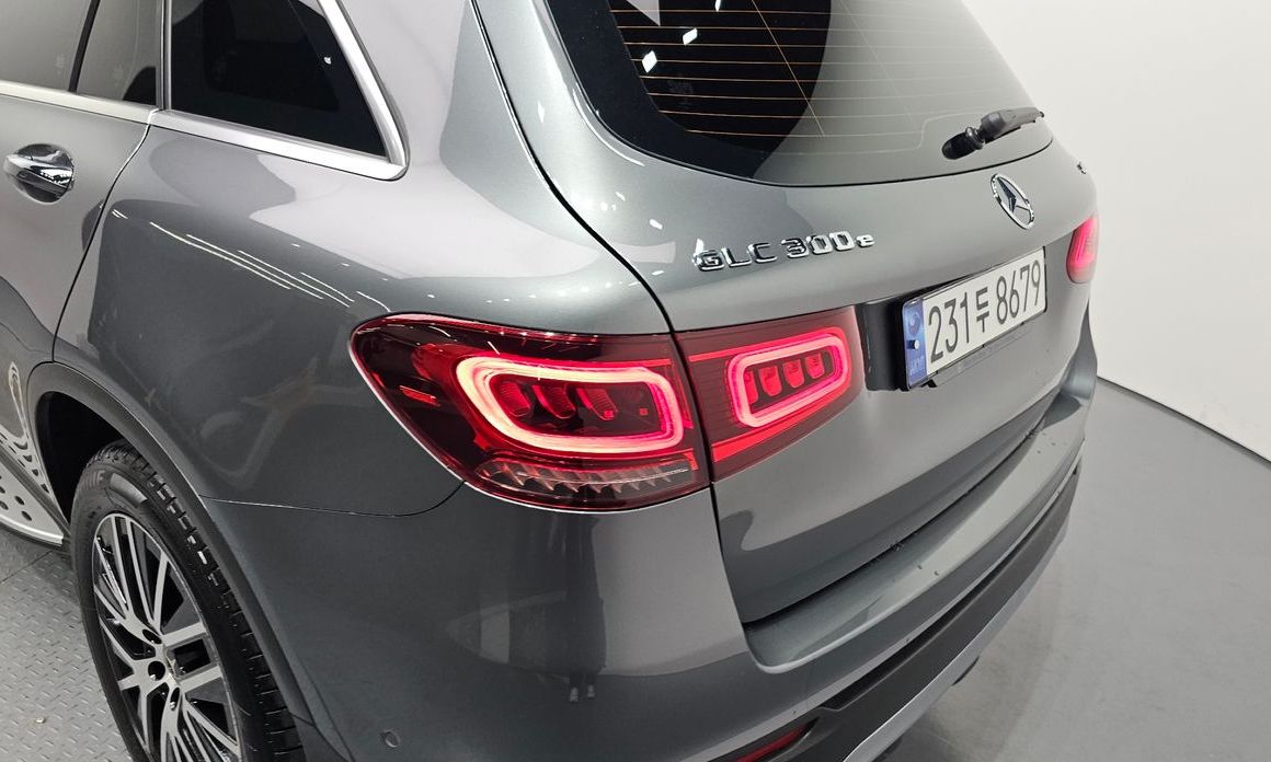 Mercedes-Benz GLC-Class 2020