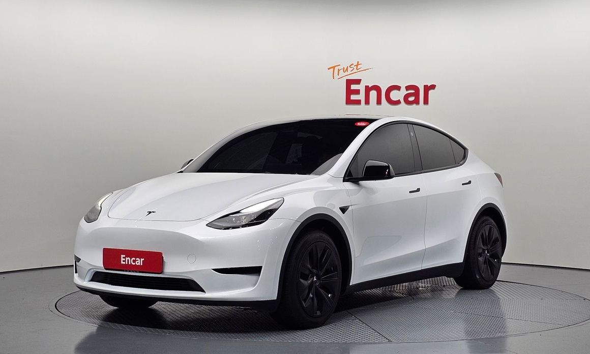 Tesla Model Y 2023
