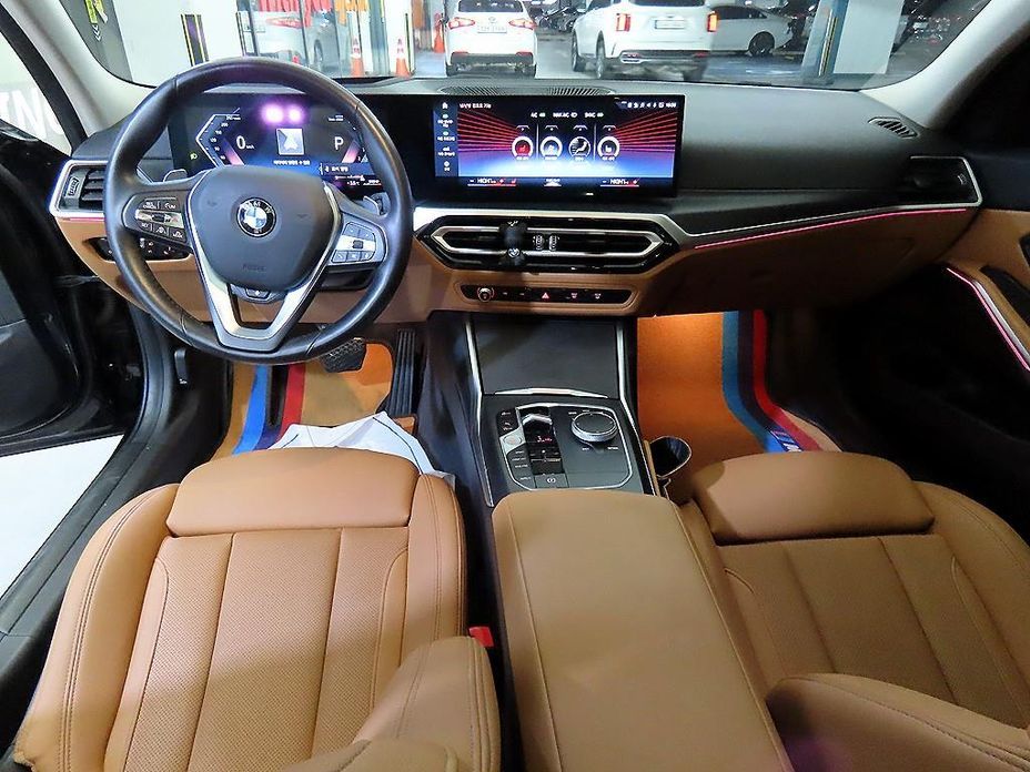 BMW 3-Series 2023