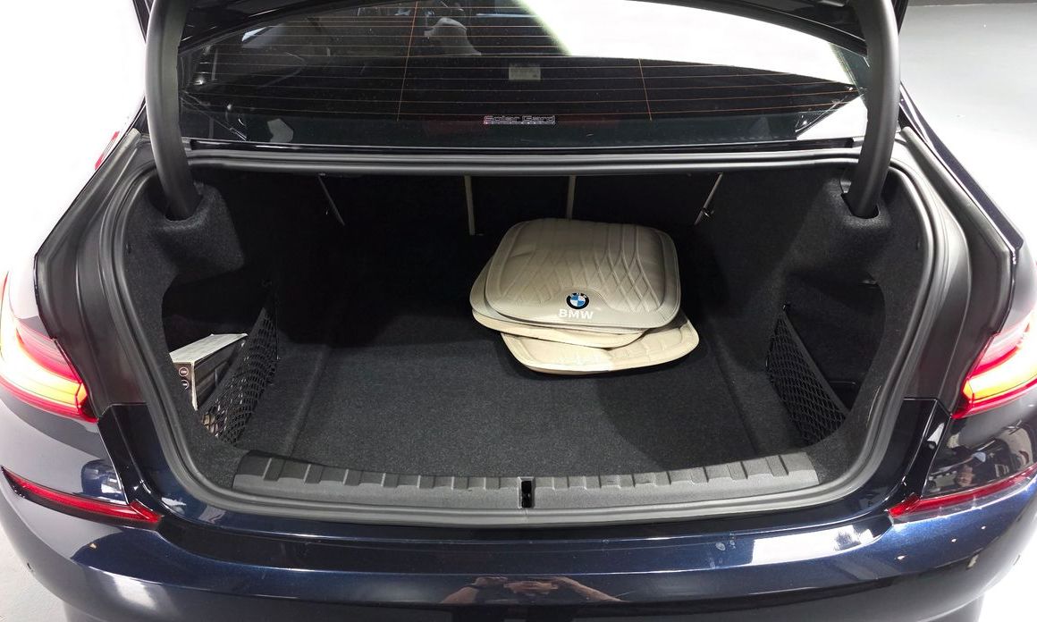 BMW 3-Series 2021