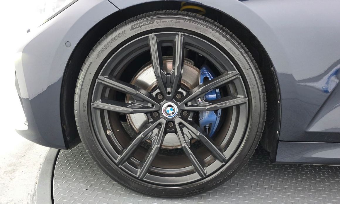 BMW 3-Series 2021