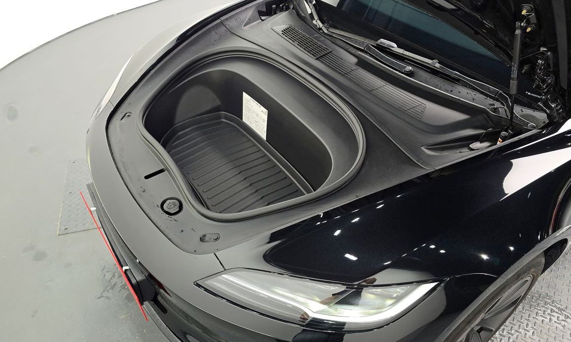 Tesla Model 3 2025