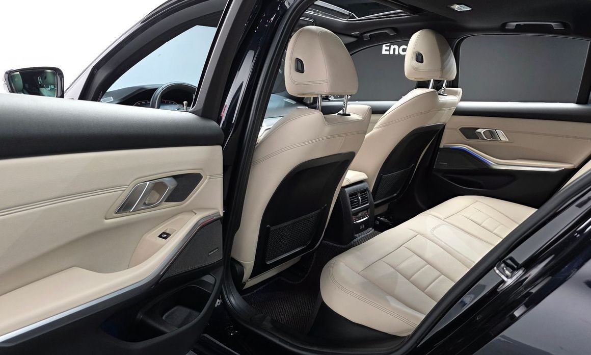 BMW 3-Series 2021