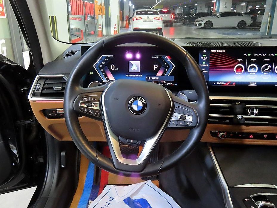 BMW 3-Series 2023