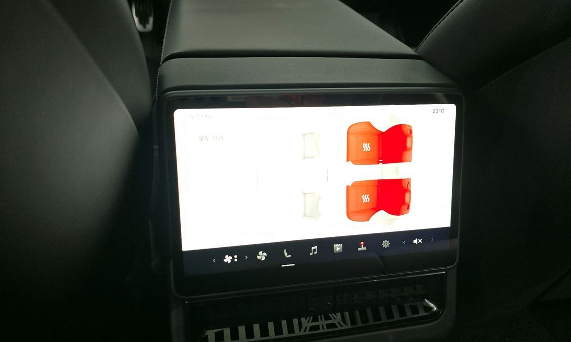 Tesla Model 3 2025