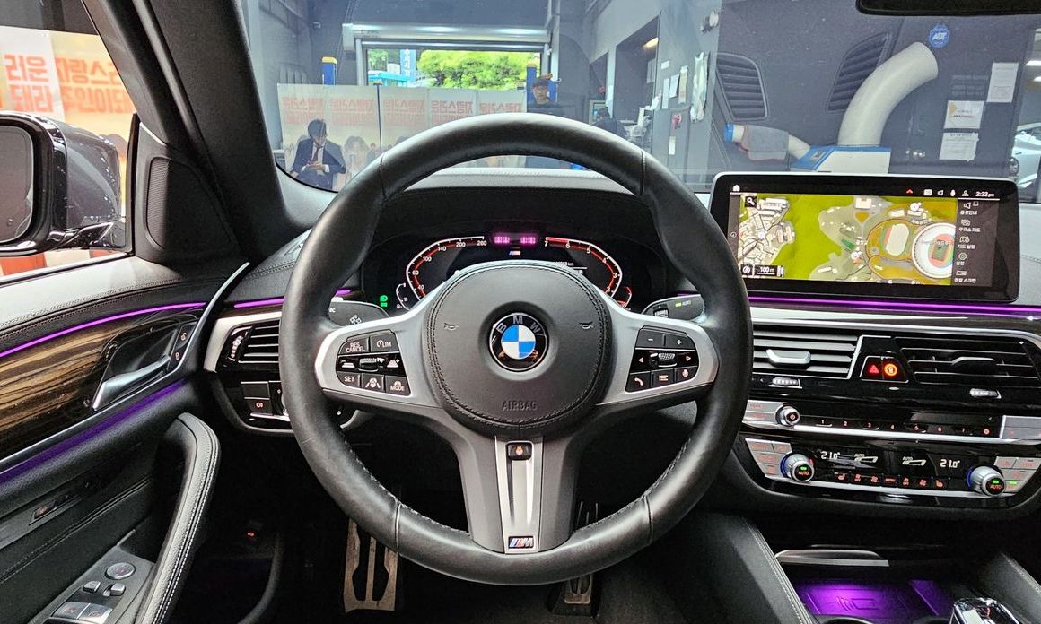 BMW 5-Series 2022