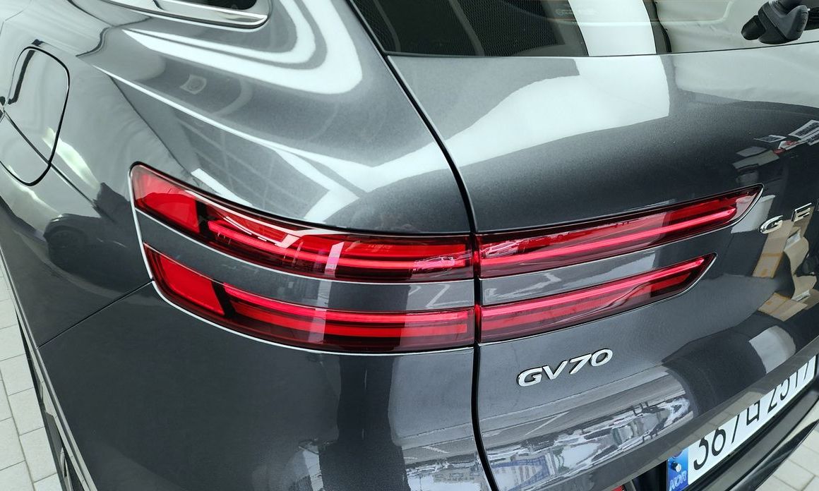 Genesis GV70 2021