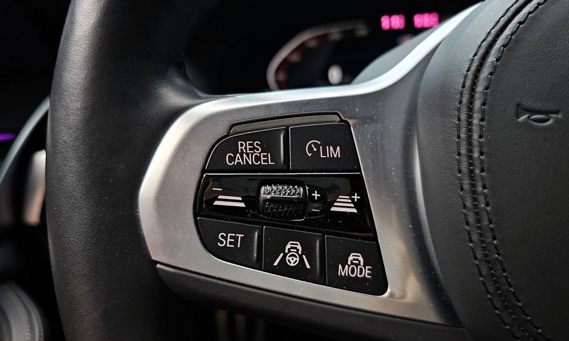 BMW 5-Series 2022