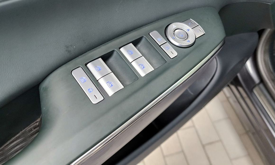 Genesis GV70 2021