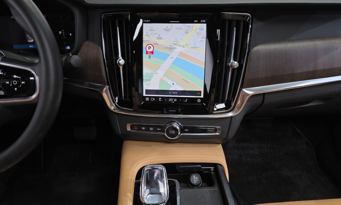 Volvo S90 2023