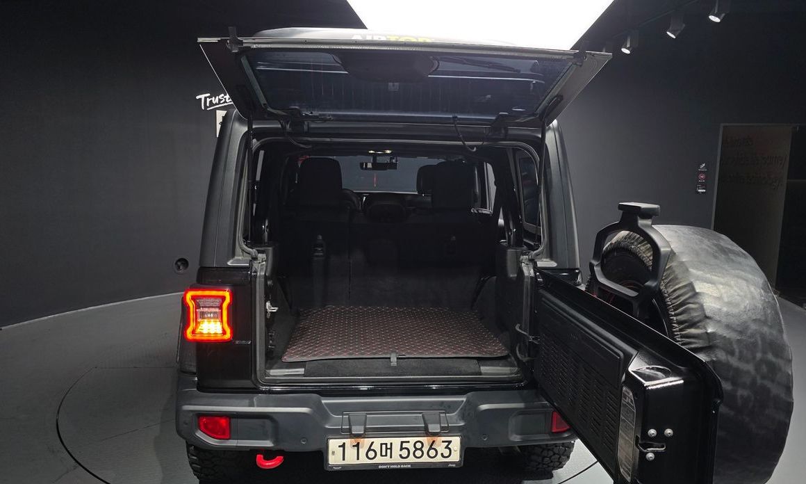 Jeep Wrangler 2021