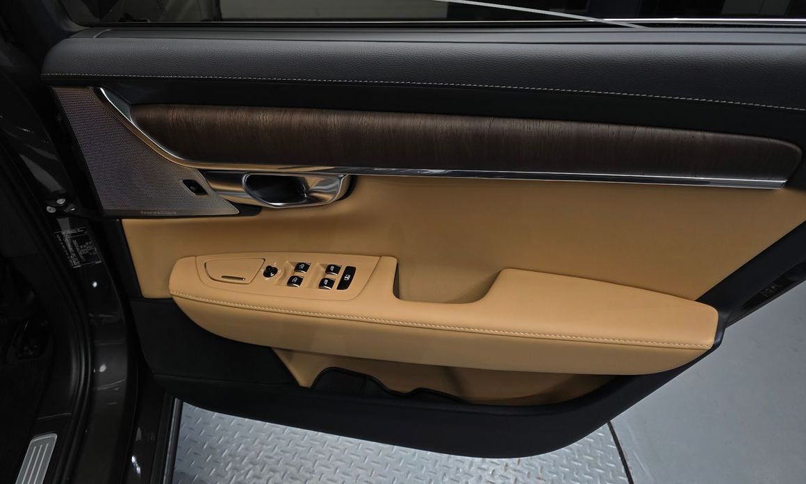 Volvo S90 2023