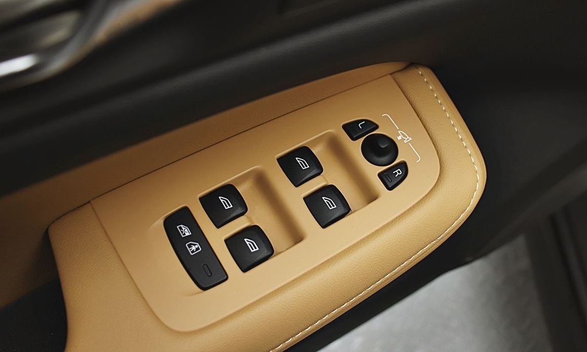 Volvo V60 2023