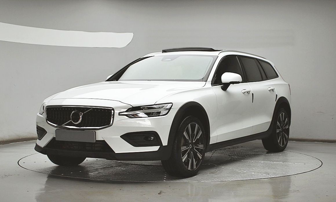 Volvo V60 2023