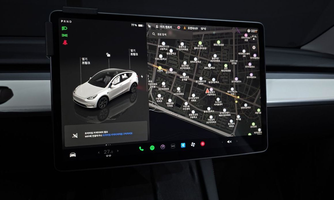 Tesla Model Y 2024
